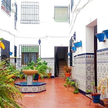 La Casa Del Patio En Pleno San Lorenzo * Córdoba