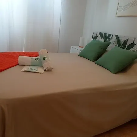 La Casa Del Patio En Pleno San Lorenzo