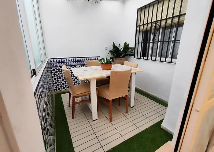 La Casa Del Patio En Pleno San Lorenzo Apartment *