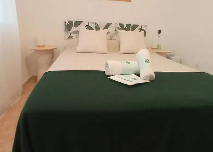 La Casa Del Patio En Pleno San Lorenzo Apartment